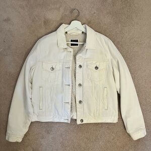 Abercrombie casual shearling trim denim jacket